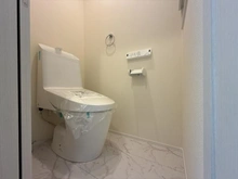 【神奈川県/座間市南栗原】座間市南栗原5丁目新築戸建て トイレ