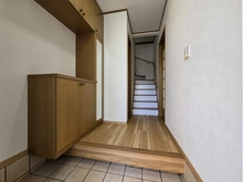 【神奈川県/相模原市南区大野台】中古戸建　相模原市南区大野台3丁目 玄関