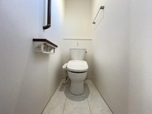 【神奈川県/相模原市南区上鶴間本町】相模原市南区上鶴間本町6丁目中古戸建 トイレ