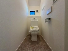 【東京都/町田市西成瀬】～新築戸建～ 町田市西成瀬1丁目 トイレ