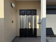 【神奈川県/相模原市中央区淵野辺本町】相模原市中央区淵野辺本町1丁目　戸建 玄関