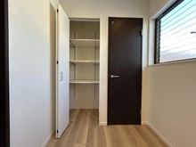 【神奈川県/相模原市中央区淵野辺本町】相模原市中央区淵野辺本町4丁目　戸建 収納