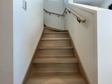 【神奈川県/相模原市中央区淵野辺本町】相模原市中央区淵野辺本町4丁目　戸建 階段