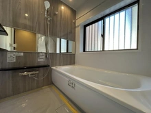 【神奈川県/相模原市中央区淵野辺本町】相模原市中央区淵野辺本町4丁目　戸建 浴室