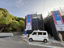 【神奈川県/相模原市緑区下九沢】下九沢新築戸建て　2号棟 建築中の外観：全4棟/中央