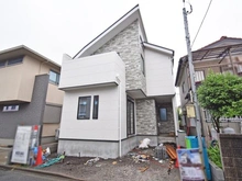 【神奈川県/相模原市南区東林間】東林間　新築戸建て 建築中の外観