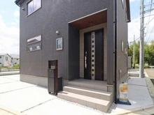 【神奈川県/大和市福田】大和市福田　新築一戸建て　9号棟/全10棟 玄関