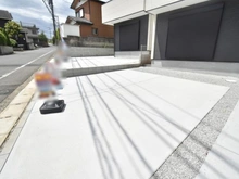 【東京都/町田市本町田】本町田　新築戸建て　1号棟 駐車場
