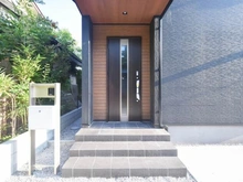 【神奈川県/相模原市緑区若葉台】相模原市緑区若葉台7丁目 新築一戸建て 玄関