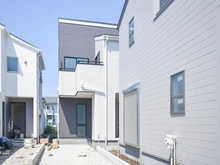 【神奈川県/相模原市中央区田名】田名新築戸建て8号棟 建築中の外観：全10棟/奥右