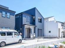 【神奈川県/相模原市中央区田名】田名新築戸建て5号棟 建築中の外観：全10棟/中央