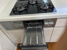 【東京都/町田市南大谷】町田市南大谷1丁目　再生住宅 キッチン：グリル