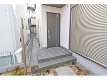 【神奈川県/相模原市南区御園】相模原市南区御園4丁目　新築一戸建て　2号棟 / 全2棟 玄関