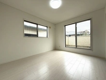 【神奈川県/相模原市中央区小山】相模原市中央区小山2丁目　戸建て 洋室