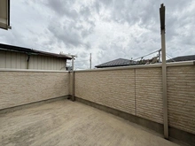 【神奈川県/相模原市中央区小山】相模原市中央区小山2丁目　戸建て バルコニー