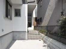 【神奈川県/大和市柳橋】～新築戸建～ 大和市柳橋4期　1号棟 アプローチ