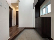 【東京都/町田市木曽西】～新築戸建～ 町田市木曽西3丁目I期　3号棟 玄関