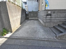 【神奈川県/横浜市緑区三保町】緑区三保町　中古戸建 駐車場