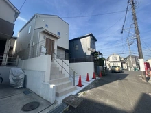 【神奈川県/横浜市保土ケ谷区上菅田町】保土ヶ谷区上菅田町　新築戸建 前面道路