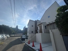 【神奈川県/横浜市保土ケ谷区上菅田町】保土ヶ谷区上菅田町　新築戸建 前面道路