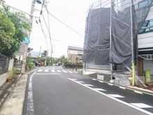 【神奈川県/横浜市緑区長津田みなみ台】緑区長津田みなみ台7丁目　新築戸建4号棟／全8棟 前面道路