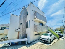 【神奈川県/横浜市神奈川区松見町】松見町4丁目中古戸建 外観