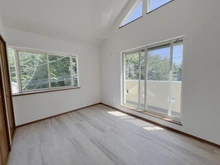 【神奈川県/横浜市神奈川区松見町】神奈川区松見町二丁目 戸建 洋室