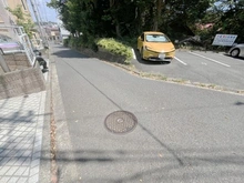 【神奈川県/横浜市神奈川区松見町】神奈川区松見町二丁目 戸建 前面道路