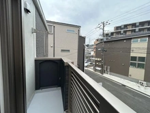 【神奈川県/横浜市神奈川区三枚町】神奈川区三枚町　戸建 バルコニー