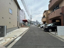 【神奈川県/横浜市神奈川区三枚町】神奈川区三枚町　戸建 前面道路