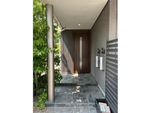 【神奈川県/川崎市中原区小杉御殿町】小杉御殿町2丁目　中古戸建 玄関