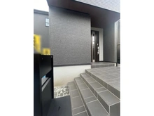 【神奈川県/横浜市旭区中白根】旭区中白根1丁目　新築戸建 建築中の外観