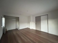 【神奈川県/横浜市保土ケ谷区東川島町】保土ヶ谷区東川島町　戸建 洋室