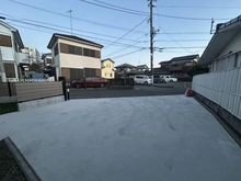 【神奈川県/横浜市保土ケ谷区東川島町】保土ヶ谷区東川島町　戸建 敷地内駐車スペース