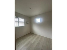 【神奈川県/横浜市泉区下和泉】泉区下和泉3丁目　新築戸建　2号棟 洋室