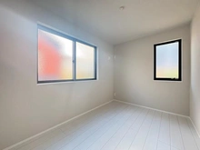 【神奈川県/横浜市神奈川区三ツ沢下町】神奈川区三ツ沢下町全3棟　2号棟 洋室