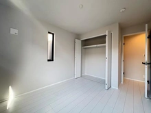 【神奈川県/横浜市神奈川区三ツ沢下町】神奈川区三ツ沢下町全3棟　2号棟 洋室