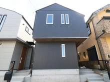 【神奈川県/横浜市南区永田北】南区永田北2丁目/新築戸建2号棟 建築中の外観：全２棟正面