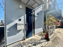 【神奈川県/横浜市港北区綱島東】港北区綱島東五丁目　戸建 アプローチ