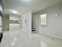 【神奈川県/横浜市港北区綱島東】港北区綱島東五丁目　戸建 リビング・ダイニング