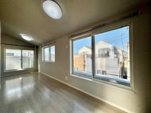 【神奈川県/横浜市港北区綱島東】港北区綱島東五丁目　戸建 洋室：3階のお部屋