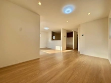 【神奈川県/横浜市南区六ツ川】横浜市南区六ツ川2丁目　新築戸建 リビング