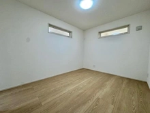 【神奈川県/横浜市南区六ツ川】横浜市南区六ツ川2丁目　新築戸建 洋室：約6帖