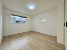 【神奈川県/横浜市南区六ツ川】横浜市南区六ツ川2丁目　新築戸建 洋室：約6.8帖