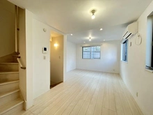 【神奈川県/横浜市西区境之谷】西区境之谷　戸建 リビング・ダイニング