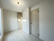 【神奈川県/横浜市西区境之谷】西区境之谷　戸建 洋室