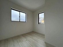 【神奈川県/横浜市港南区日野中央】港南区日野中央2丁目　新築戸建1号棟/全3棟 洋室