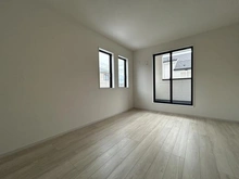 【神奈川県/横浜市港南区日野中央】港南区日野中央2丁目　新築戸建1号棟/全3棟 洋室