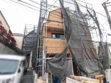 【神奈川県/横浜市神奈川区西寺尾】神奈川区西寺尾1丁目　A号棟/全2棟 建築中の外観：全2棟