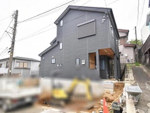 【神奈川県/横浜市南区六ツ川】南区六ッ川2丁目　新築戸建 建築中の外観